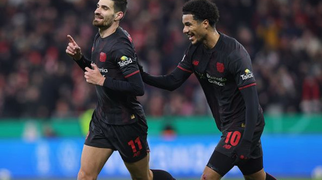 מאליק טילמן חוגג עם מרטין טרייה (צילום: Gettyimages)