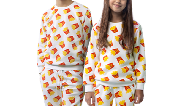 סט פיג'מה מקדונלד'ס, 89 שקל (צילום: אסף קרלה)