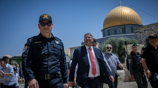 איתמר בן גביר בהר הבית (צילום: יונתן סינדל, פלאש 90)