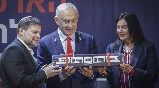 מירי רגב, בנימין נתניהו ובצלאל סמוטריץ' (צילום: טל גל, פלאש 90)