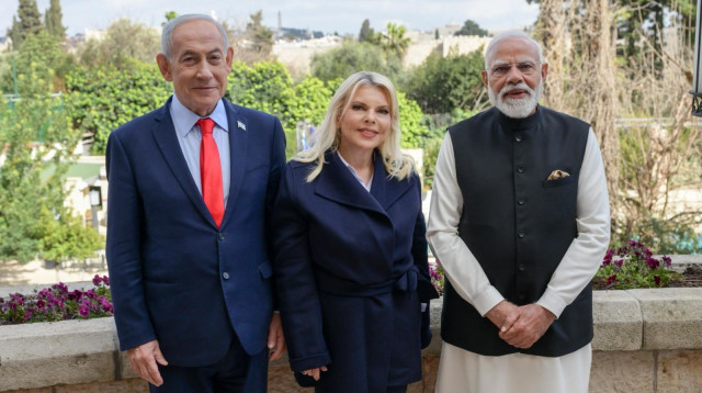 בנימין נתניהו ושרה נתניהו עם ראש ממשלת הודו נרנדרה מודי (צילום: מעיין טואף/לע״מ)