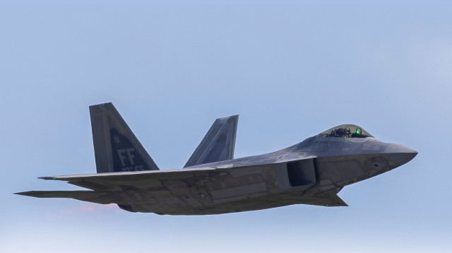 מטוס F22 ינואר 2026 (צילום: רויטרס)