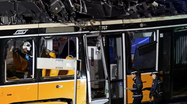 התרסקות החשמלית במילאנו (צילום: צילום מסך לפי סעיף 27א)