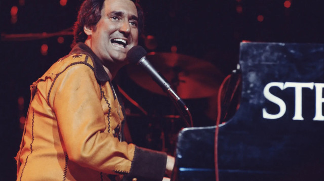 ניל סדקה (צילום: Michael Putland/Getty Images)