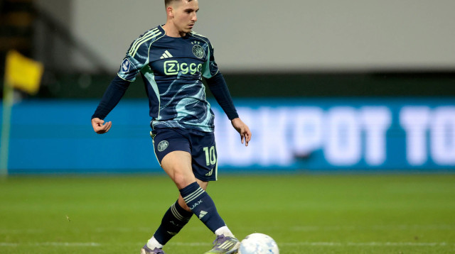 אוסקר גלוך שחקן אייאקס (צילום: אימג'בנק  GettyImages, Soccrates Images)