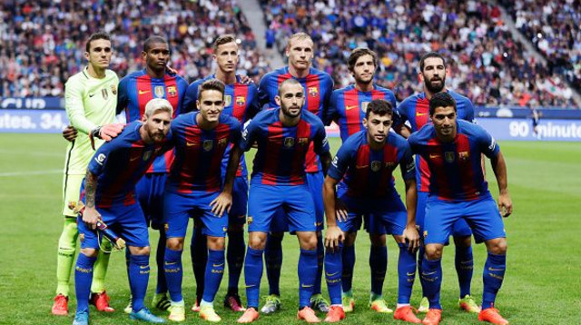 מוניר אל חדאדי במדי ברצלונה (צילום: Nils Petter Nilsson/Ombrello/Getty Images)