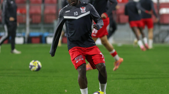 שחקן בני סכנין מתיו קוג'ו (צילום: קובי אליהו)