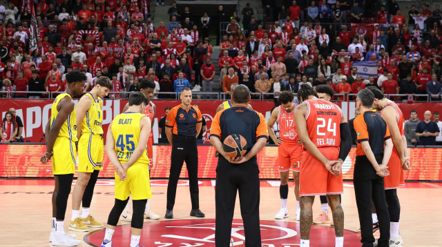 דרבי היסטורי ביורוליג: הפועל תל אביב נגד מכבי תל אביב (צילום: אודי ציטיאט)