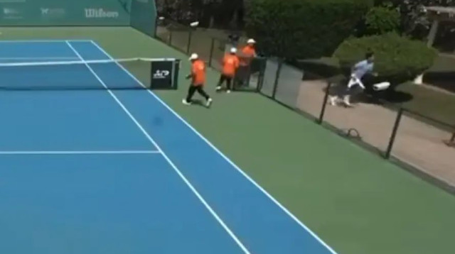 משחק טניס מופסק באמירויות (צילום: צילום מסך, מתוך X (לשעבר טוויטר))