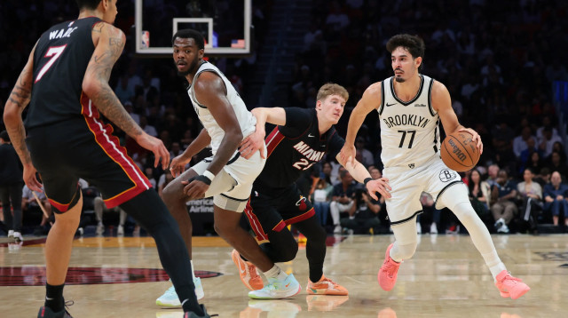 בן שרף במדי ברוקלין נטס (צילום: רויטרס)