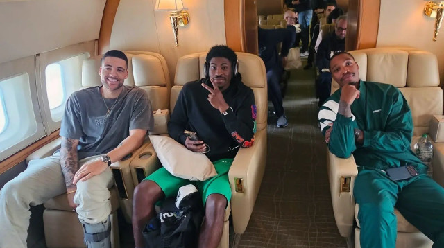 לוני ווקר, ג'ימי קלארק, איפה לונדברג בדרך לבלגרד (צילום: אתר רשמי, האתר הרשמי של מכבי תל אביב)