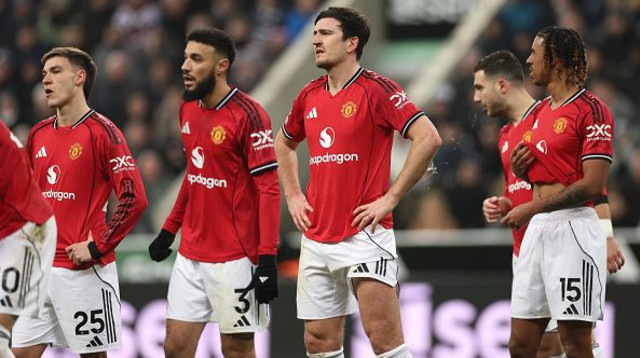 שחקני יונייטד מאוכזבים (צילום: Gettyimages)