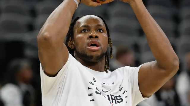 צ'ארלס באסי (צילום: GettyImages)