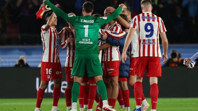 שחקני אתלטיקו מדריד חוגגים (צילום: Gettyimages)