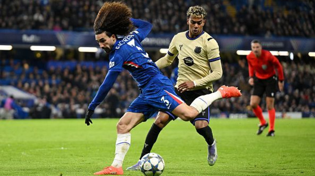 מארק קוקורייה לפני לאמין ימאל (צילום: Mike Hewitt / Staff)