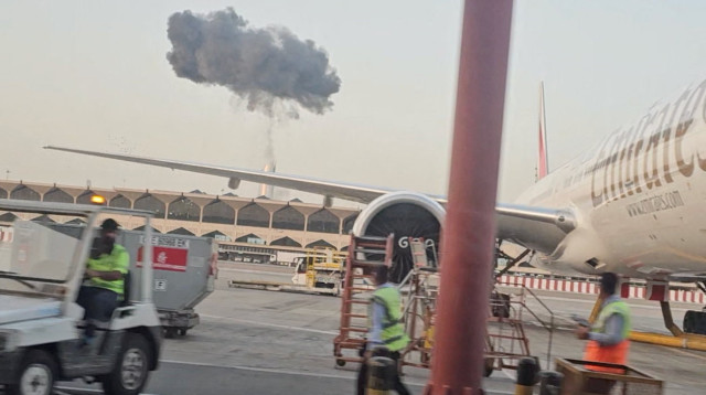 תקיפה איראנית בשדה התעופה בדובאי (צילום: רויטרס)