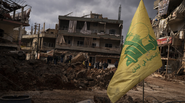 דגל חיזבאללה (צילום: Adri Salido/Getty Images)
