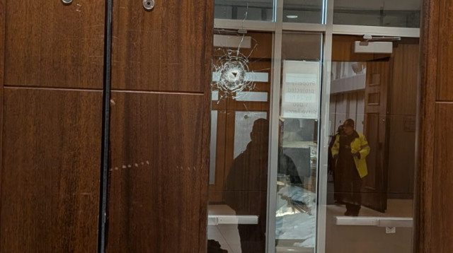 בית כנסת בטורונטו שנורה על ידי מחבלים (צילום: ללא)