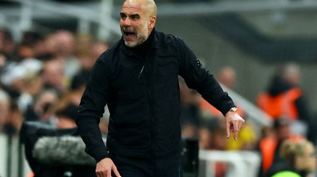 פפ גווארדיולה זועם (צילום: PAUL CURRIE / Contributor)