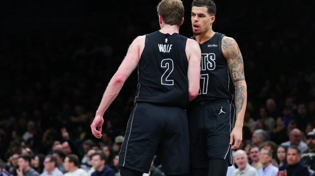 שחקני ברוקלין נטס דני וולף, מייקל פורטר ג'וניור (צילום: GettyImages, Dustin Satloff)