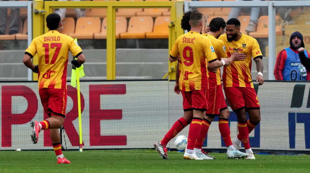 שחקני לצ'ה חוגגים (צילום: אימג'בנק  GettyImages, Maurizio Lagana)