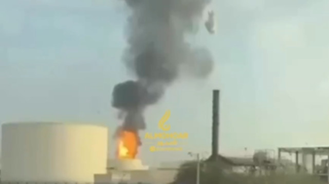 תקיפה איראנית במתקן נפט בבחריין (צילום: צילום מסך)