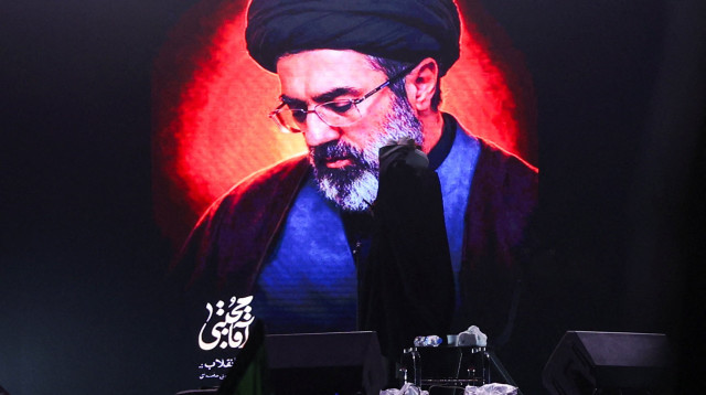 הכרזת מוג'תבא חמינאי כמנהיג העליון החדש של איראן (צילום: רויטרס)