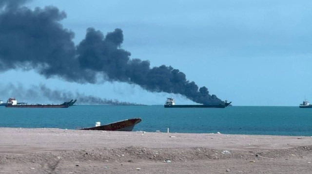 הפצצת חיל הים האיראני  (צילום: רשתות ערביות)