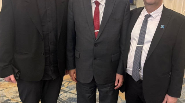  שרון אנקר יו״ר האיגוד הישראלי לאיכות, בועז לוי מנכ״ל התעשיה  האווירית ואבי בלשניקוב (צילום: צבי תקשורת)