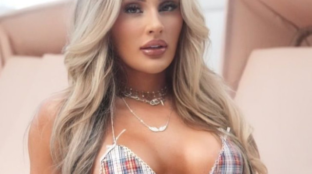 טיפאני סטרטון (צילום: מסך, אינסטגרם)