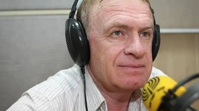 שדר הספורט בני פייסיק (צילום: אתר רשמי, מתוך פייסבוק)