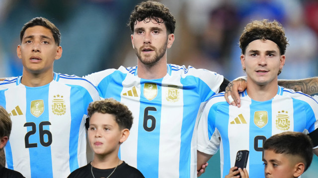 חוליאן אלברס (מימין), מרקוס סנסי, נהואל מולינה שחקני נבחרת ארגנטינה (צילום: GettyImages, Rich Storry)