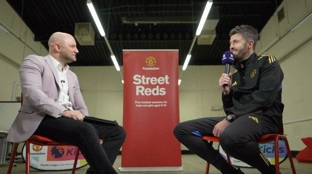 ראיון של מייקל קאריק עם ניב דברת (צילום: צילום מסך, ספורט1)