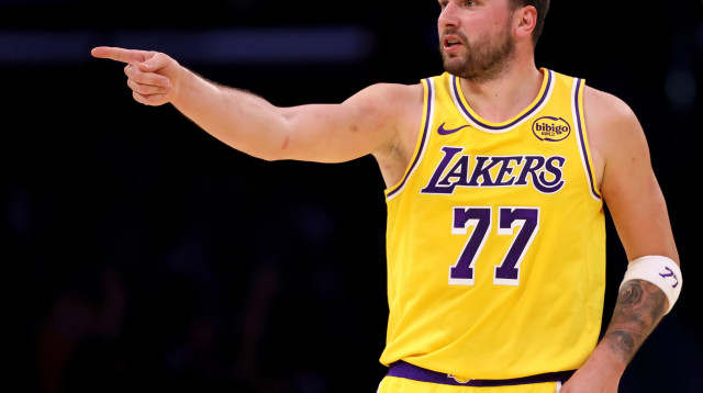 לוקה דונצ'יץ' שחקן לוס אנג'לס לייקרס (צילום: GettyImages)