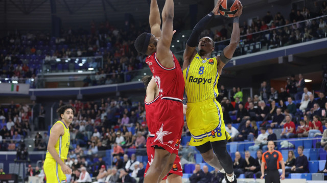 לוני ווקר, מכבי תל אביב מול אולימפיה מילאנו (צילום: אתר רשמי, Olimpia Milano)