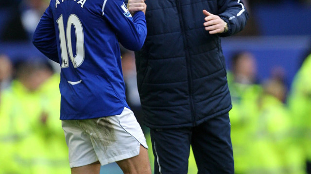 דייויד מויס מאמן ארסנל עם מיקל ארטטה, פברואר 2009 (צילום: GettyImages, Richard Sellers/Allstar)