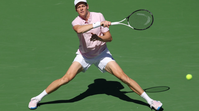 יאניק סינר טניסאי איטלקי (צילום: GettyImages, Clive Brunskill)