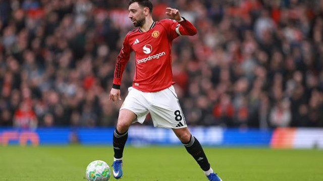 ברונו פרננדש שחקן מנצ'סטר יונייטד (צילום: Catherine Ivill - AMA)