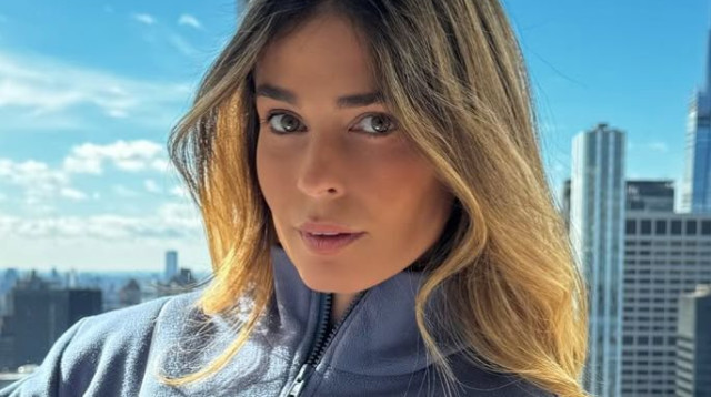 קורל סימנוביץ' (צילום: מסך, אינסטגרם)