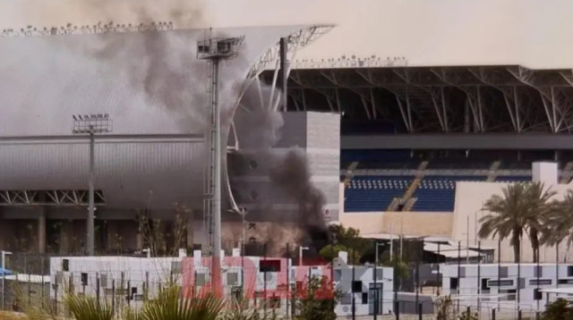 צפו: פיצוץ מחוץ לאצטדיון כדורגל מוכר בישראל (צילום: תיעוד ברשתות חברתיות לפי סעיף 27 א' לחוק זכויות יו)