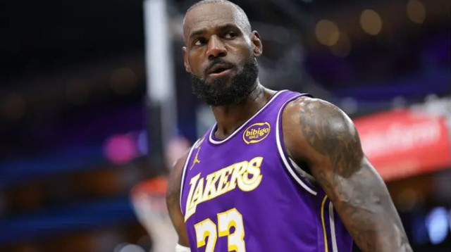 לא נגמר. לברון (צילום: GettyImages)