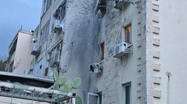 פגיעת טיל בקריית שמונה (צילום: שימוש לפי סעיף 27א')