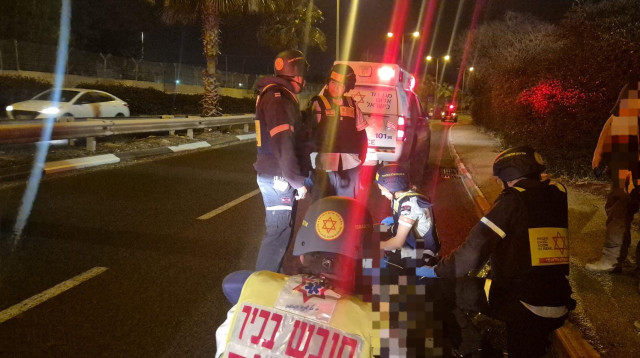 תיעוד מזירת התאונה  (צילום: דוברות מד"א)