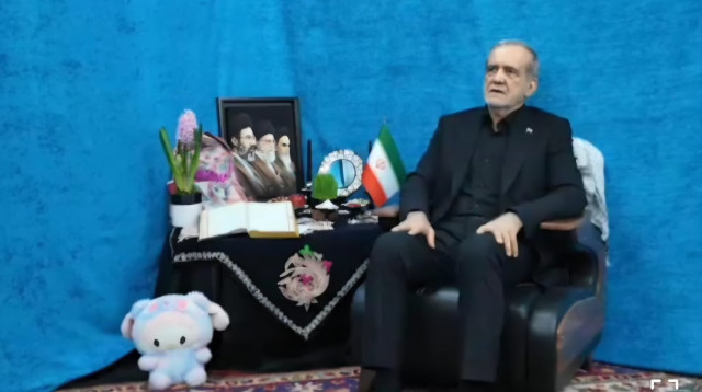 מסעוד פזשכיאן בברכה לחג הנורוז (צילום: צילום מסך)