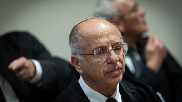 השופט נעם סולברג (צילום: יונתן זינדל פלאש 90)