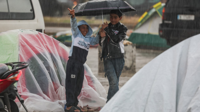 עקורים בלבנון (צילום: רויטרס)
