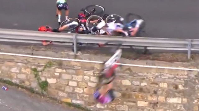 סילבסטרי נופלת (צילום: צילום מסך, X (טוויטר))