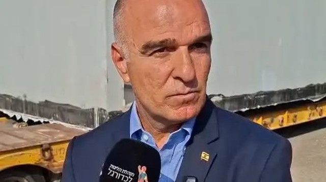 ארז כלפון, יו"ר מנהלת הליגות לכדורגל (צילום: צילום מסך, .)