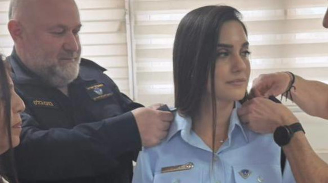 רינת סבן בטקס העלאת דרגה (צילום: רשתות חברתיות, שימוש לפי סעיף 27 א')