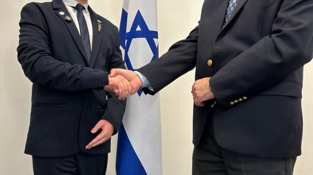  ד"ר הלל ניומן ובן קרסו (צילום: יח"צ)